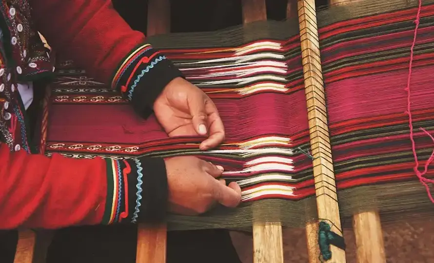 Rug Manufacturing Process – Weaving