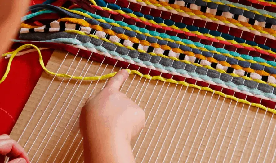 Rug Manufacturing Process – Weaving Jacquard Woven Rug